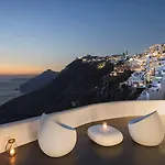 أثينا لوكشري سويتس 4*