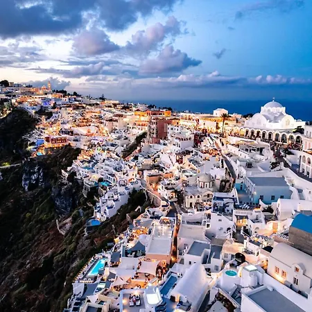 Athina Luxury Fira (Santorini)