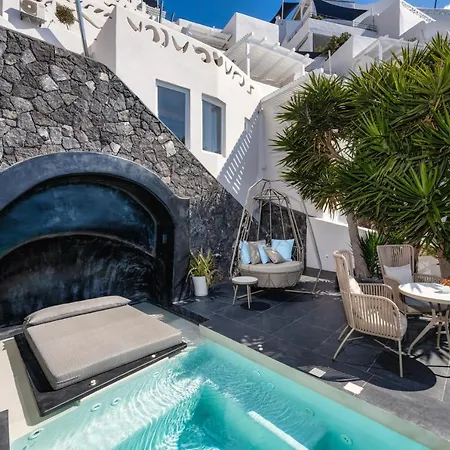 Athina Luxury 4*