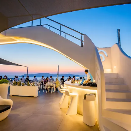 Athina Luxury 4*