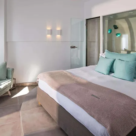 Athina Luxury 4* Fira (Santorini)