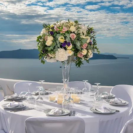 Athina Luxury Φηρά