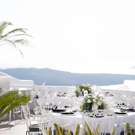 Athina Luxury Hotel 4*