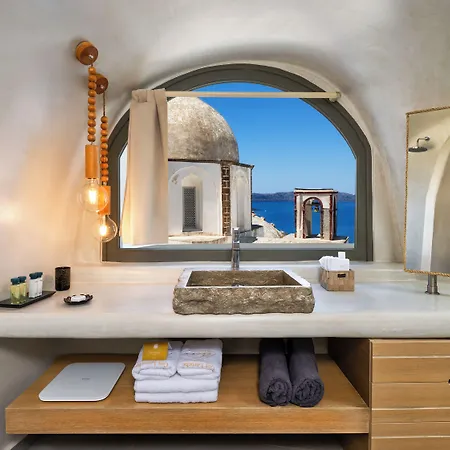Athina Luxury 4* Fira (Santorini)