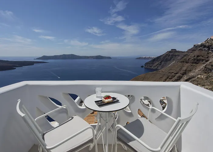 Athina Luxury 4*