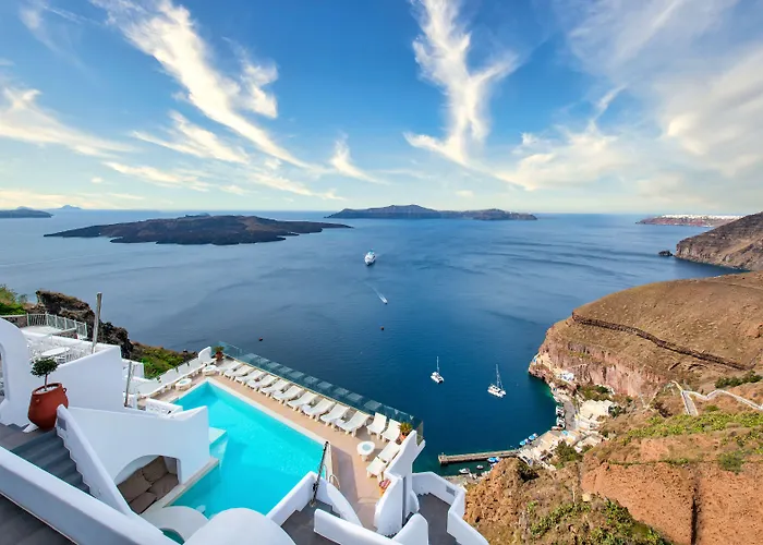 Athina Luxury 4*
