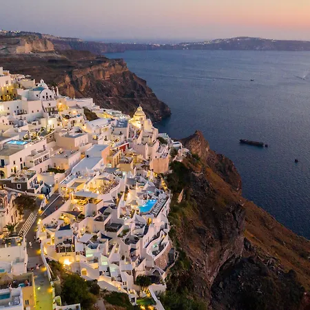 Athina Luxury 4* Fira (Santorini)