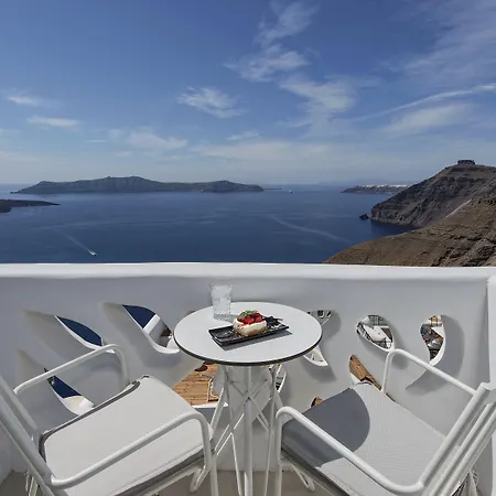Athina Luxury 4*