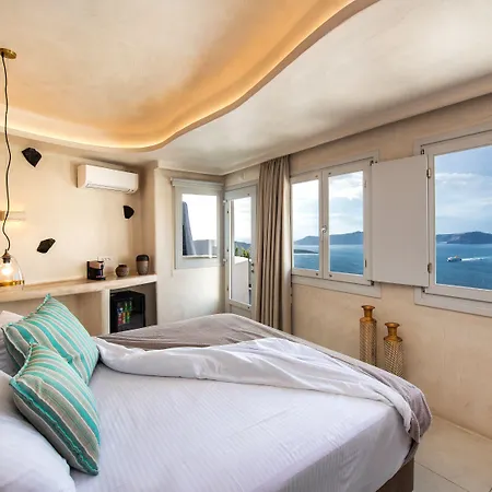 מלון Athina Luxury 4*