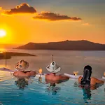 Otel Athina Luxury Fira (Santorini)